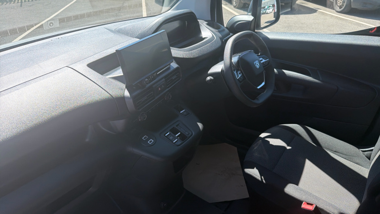 Peugeot Partner Standard Diesel 1.5 BlueHDi 130 Professional Van EAT8